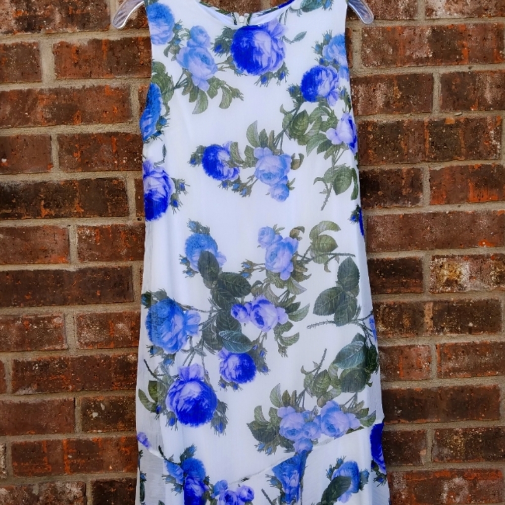 Calvin Klein Asymmetrical White Sleeveless Floral Print Size 6
